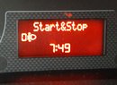 Systém Start-stop jsme raději vypínali, protože podle našich měření ušetřil deci, dvě, ale hodně zatěžoval motor častými starty
