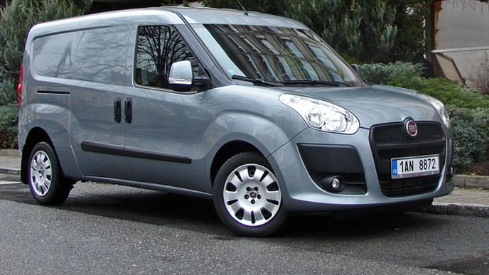 Test: Fiat Doblo Maxi 1.6 MultiJet - Přes čtyři kubíky Test: Fiat Doblo Maxi 1.6 MultiJet - Přes čtyři kubíky