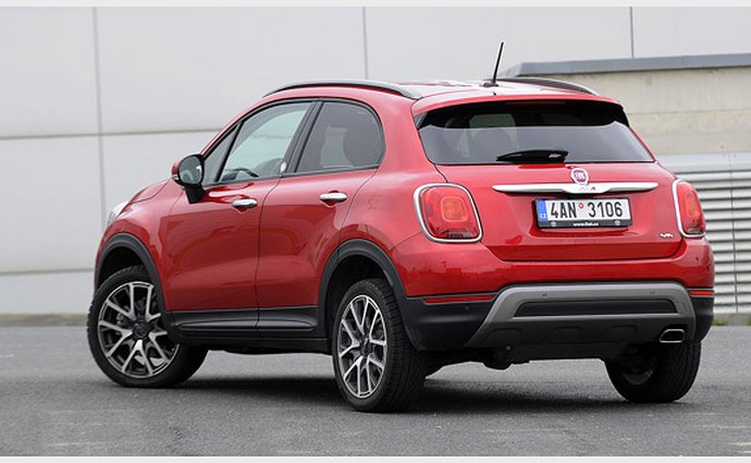 fiat testy crossover