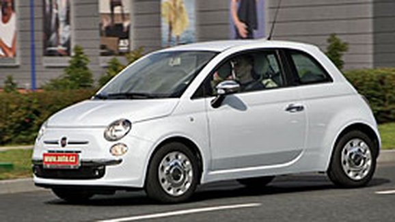 TEST Fiat 500 1,2 Pop – Populární u slečen