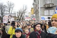 Protest v Praze: Stovky lidí demonstrovaly za nezávislé vyšetření Kuciakovy vraždy