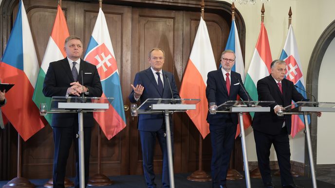 Jednání premiérů V4 - Fico, Tusk, Fiala a Orbán
