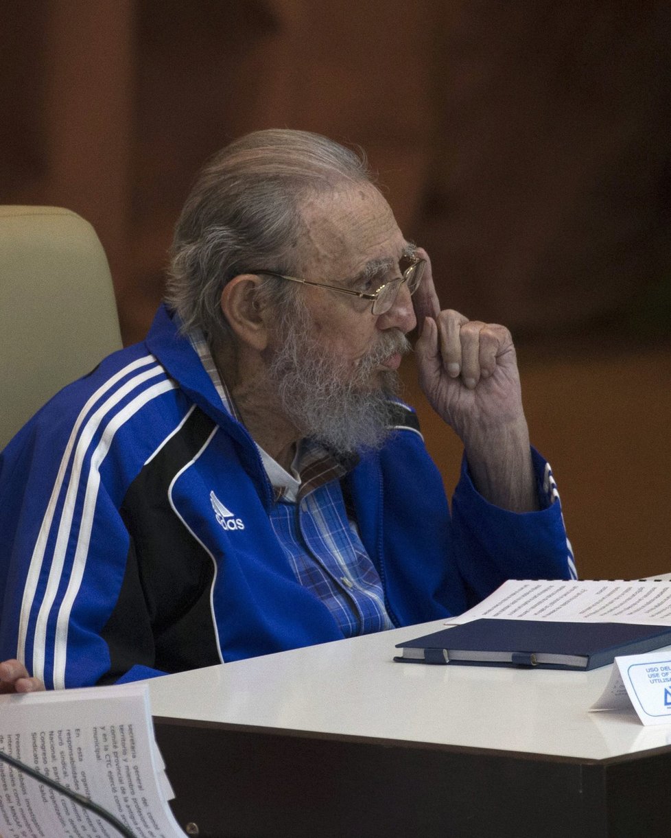 Fidel Castro na kongresu komunistů