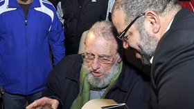 Castro si v galerii přečetl i kousek jedné z knih.
