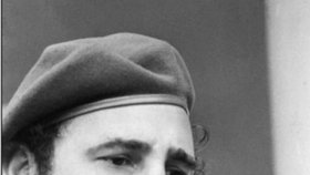 Fidel Castro v mládí miloval doutníky.