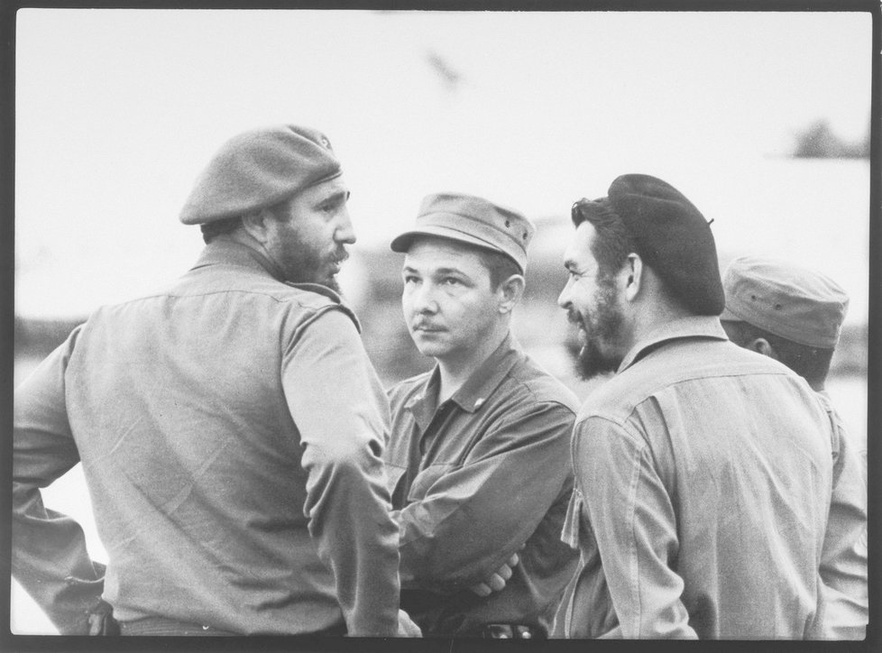 Fidel Castro, Raúl Castro a Ernesto Che Guevara v roce 1959