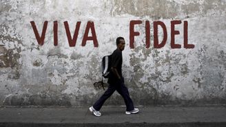 Soudruh Castro bude žít věčně, reaguje na jeho smrt čínský prezident