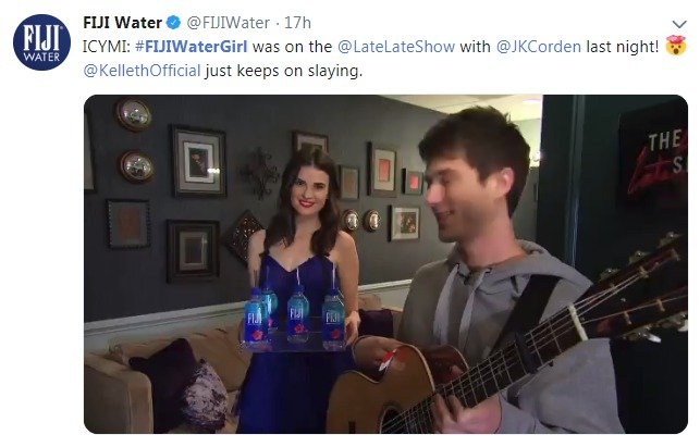 Fiji Water Girl se objevila i v Late Late Show.