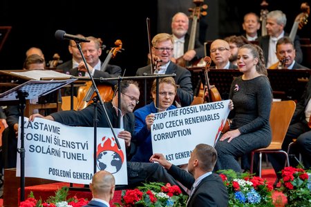 Zahájení českého předsednictví: Koncert České filharmonie narušili aktivisté (1.7.2022)