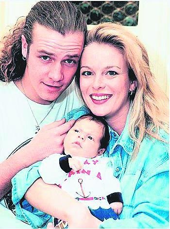 1997 S Lucií Benešovou má dnes už dospělého syna Luciána.