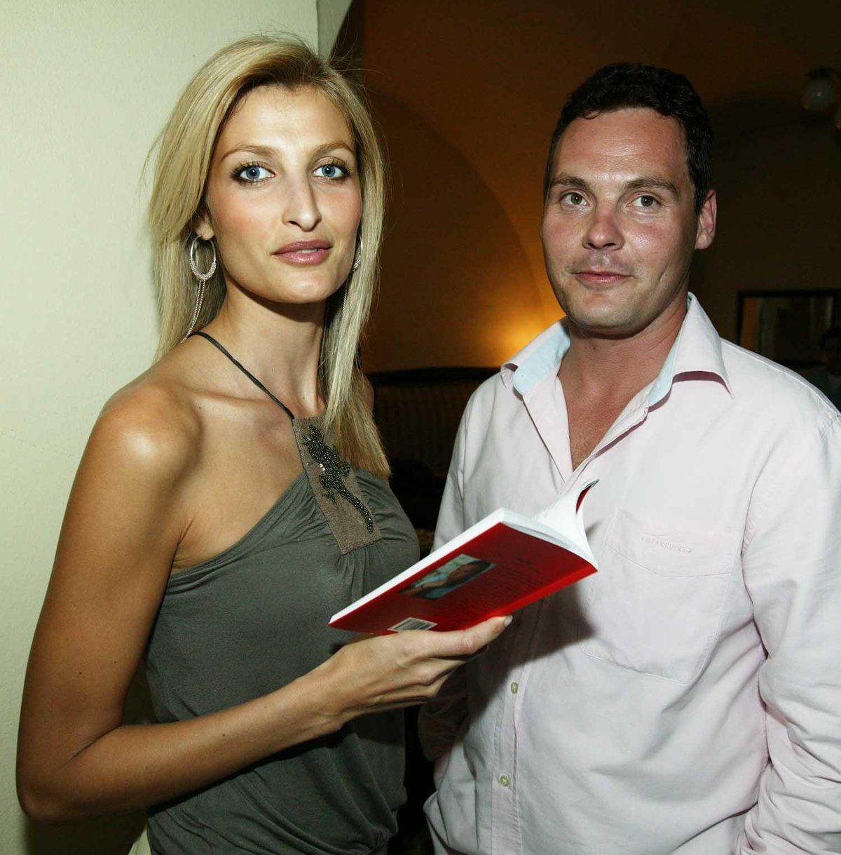 2005: Šuškalo se, že Filip si je blízký s modelkou Terezou Maxovou
