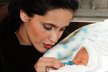 1995 - S maminkou Lucií Bílou při odchodu z porodnice.