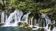 Juizhaigou - vodopádů a jezer jsou tu desítky