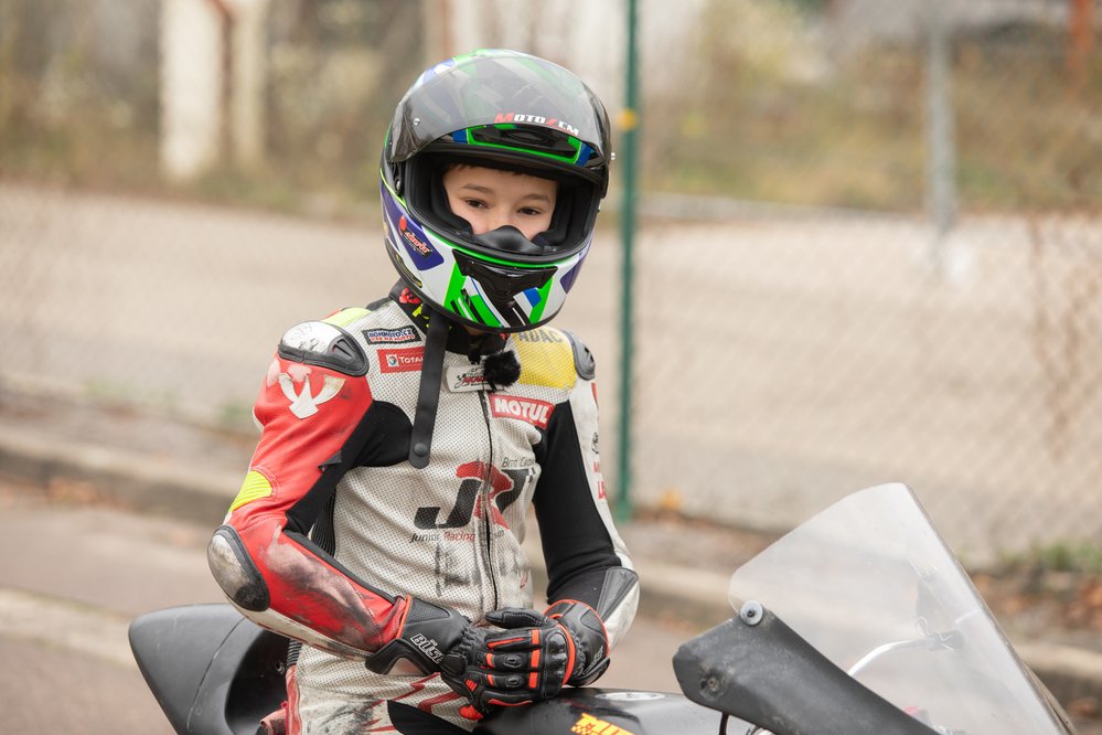 Filip Novotný (13 let, Brno) závodí na silničních motocyklech