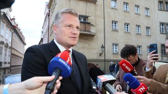 Lernen macht frei. Turek se stane ministrem školství, ve třídách bude opět viset obraz Klause Lernen macht frei. Turek se stane ministrem školství, ve třídách bude opět viset obraz Klause