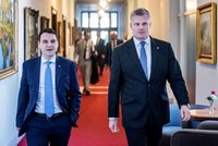 Půjdou Motoristé kvůli Turkovi z vlády? Babiš smetl Macinkovy požadavky, míní politolog