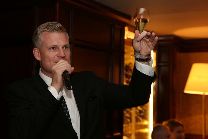 Zákulisí oslavy Turkovy čtyřicítky: Oslavenec Filip Turek (18.10.2025) Zákulisí oslavy Turkovy čtyřicítky: Oslavenec Filip Turek (18.10.2025)