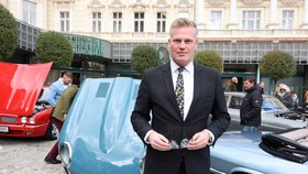 Filip Turek vyrazil oslavit čtyřicátiny do Varů (18.10.2025).