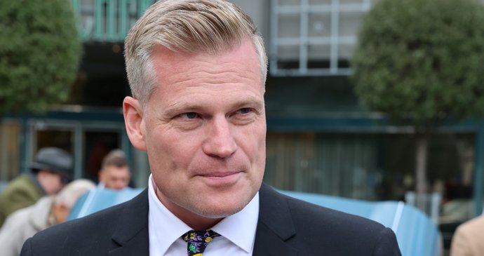 Filip Turek vyrazil oslavit čtyřicátiny do Varů (18.10.2025)