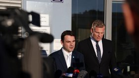 Filip Turek a Petr Macinka po jednání s Andrejem Babišem (13.10.2025)