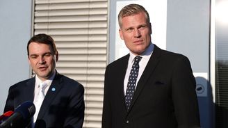 Prošli jsme diplomky Motoristů. Překvapí vás, jak „zbytečné" obory studovali Prošli jsme diplomky Motoristů. Překvapí vás, jak „zbytečné" obory studovali