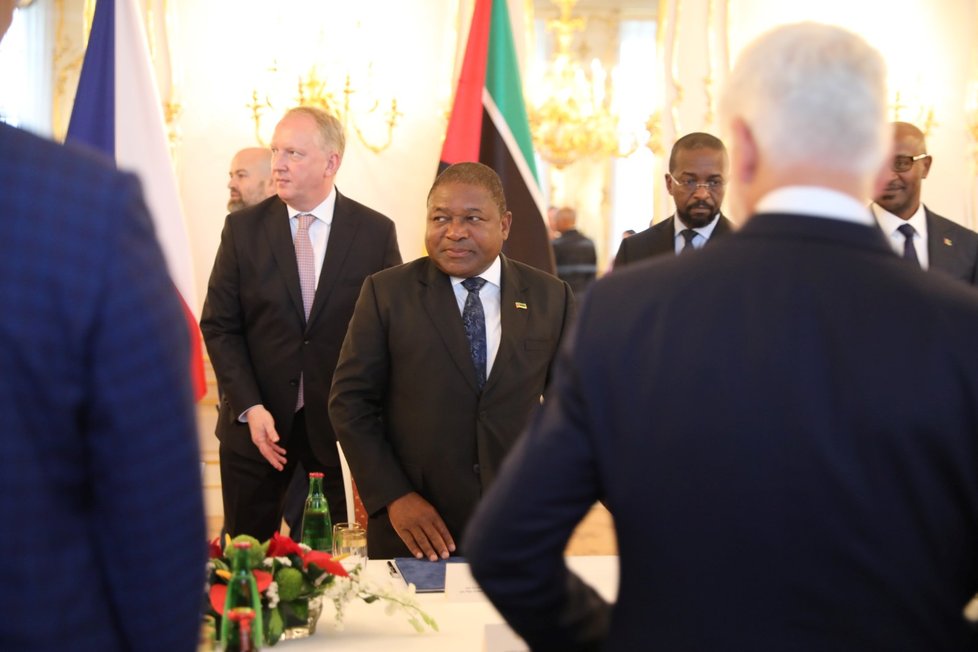 Návštěva prezidenta Mosambiku Filipeho Nyusiho na Pražském hradě (7.8.2023)