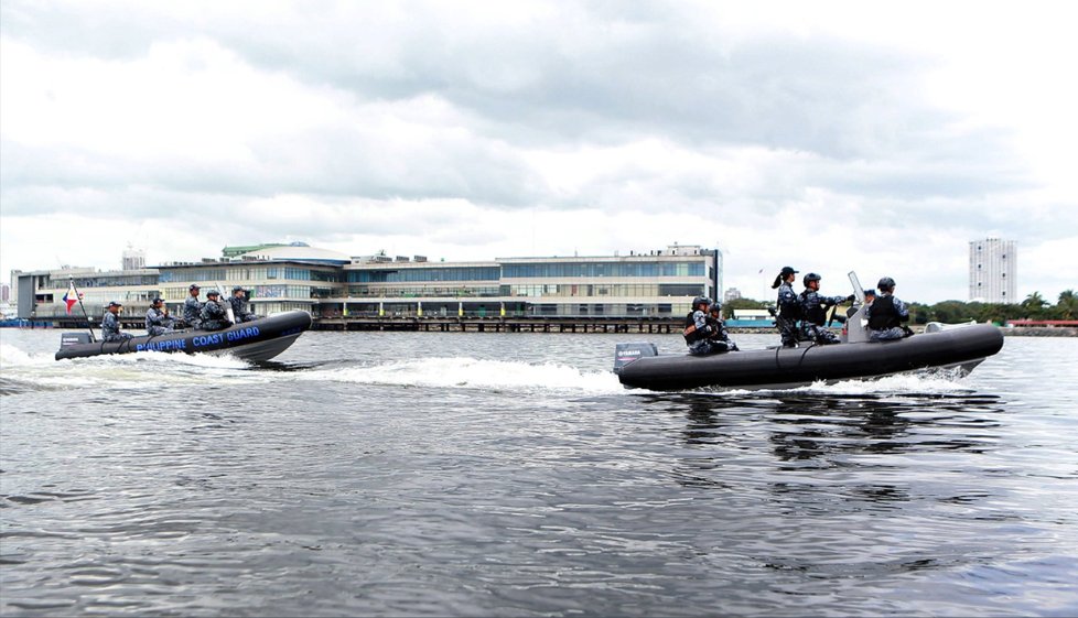 Na Filipínách havaroval trajekt s 251 lidmi na palubě.