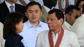 Filipínský prezident Rodrigo Duterte s viceprezidentkou Leni Robredovou.