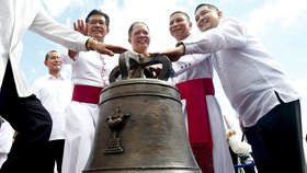 Američané vrátili Filipínám zvon, který ukradli při povstání