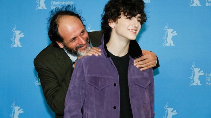 Tvůrci filmu Call Me by Your Name - režisér  Luca Guadagnino a herec Timothée Chalamet