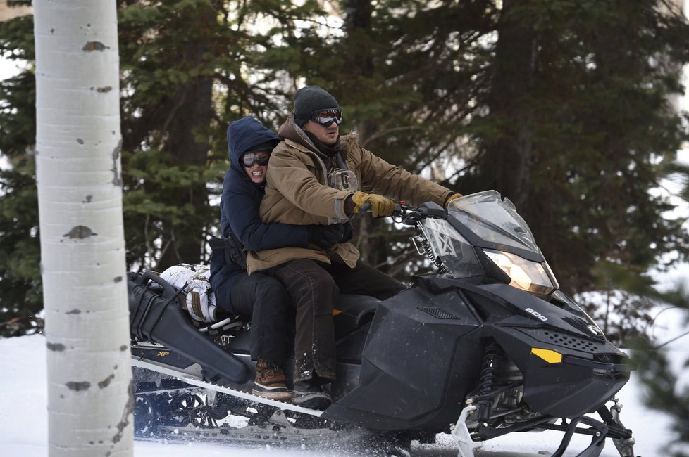 Wind River: záhadná smrt mladé dívky není tím nejhorším, co vás tu může potkat.