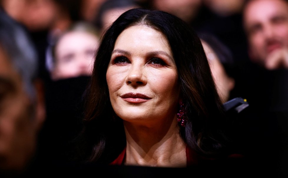 76. ročník Filmového festivalu Cannes: Catherine Zeta-Jones sledovala manželovo ocenění z publika