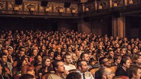 Mezipatra queer filmový festival v Praze již posedmnácté rozvíří tematiku gayů, leseb, queer a transsexuálů.