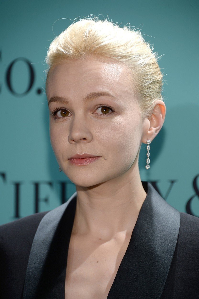 Carey Mulligan bylo 27 let.