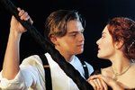 Leonardo DiCaprio a Kate Winslet - Titanic