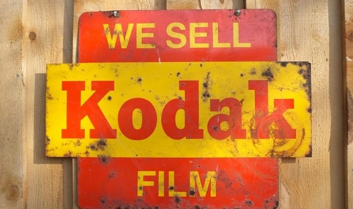 Filmy Kodak jsou zatím ještě na prodej jsou, pro digitální fotoaparáty to ale už brzy platit nebude