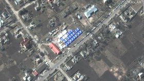 Satelitní snímek jednoho z táborů zřízených pro uprchlíky z Mariupolu. Tento kontrolují proruští separatisté.