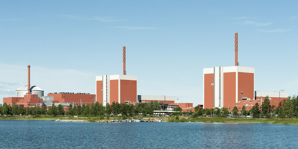 Tři reaktory elektrárny Olkiluoto