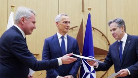 Finský ministr zahraničí Haavisto dokončil vstup země do NATO. (4.4.2023)