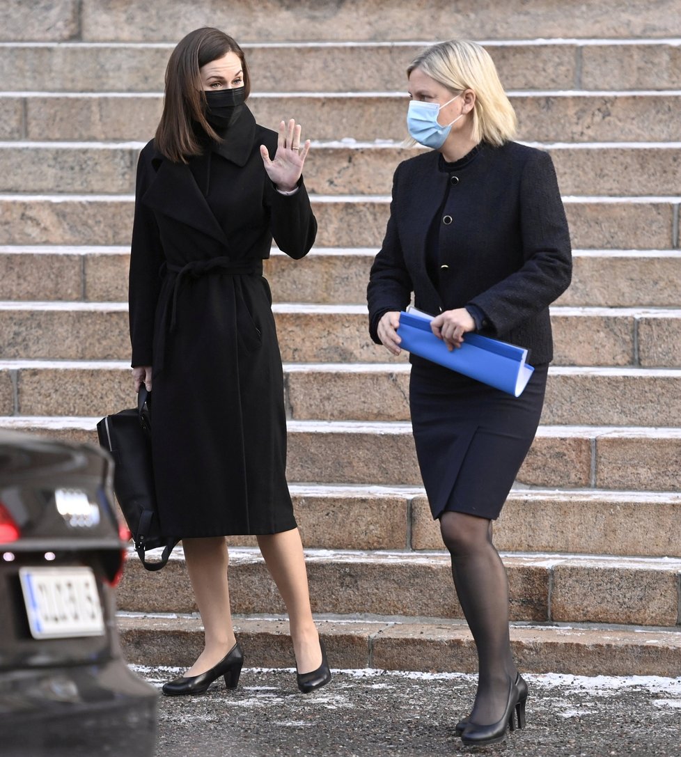 Finská premiérka Sanna Marinová. Na snímku se švédskou premiérkou Magdalenou Anderssonovou.