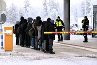 Finsko zavře kvůli migraci přechody s Ruskem, zůstane jediný v Laponsku. Uprchlíky posílá Moskva?