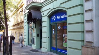Fio banka navyšuje limity pro vklady do bankomatů Fio banka navyšuje limity pro vklady do bankomatů