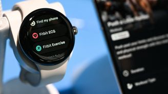 Pohltit a zničit. Příběh Googlu a hodinek Fitbit ukazuje kontroverzní jednání Big Tech firem