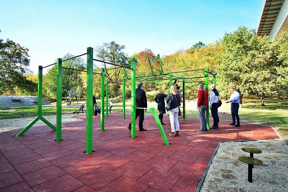 Pod Nuselákem vzniklo workoutové hřiště