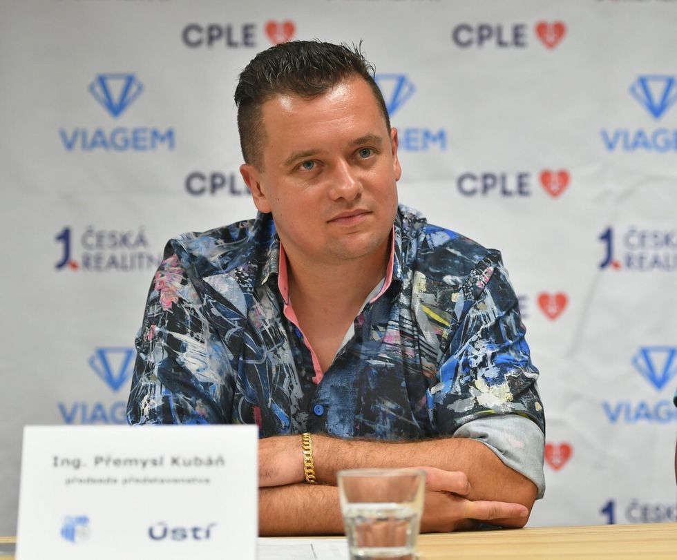 Majitel Ústí šokuje, hrozí přesunem klubu jinam: O co se jedná? Varováním i Budějovice Majitel Ústí šokuje, hrozí přesunem klubu jinam: O co se jedná? Varováním i Budějovice
