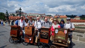 Flašinet žije! V sobotu v Praze vystoupí přes 20 flašinetářů nejen z Česka