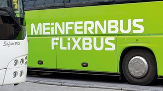 Dopravci Flixbus a RegioJet se trumfují s nízkými cenami jízdného