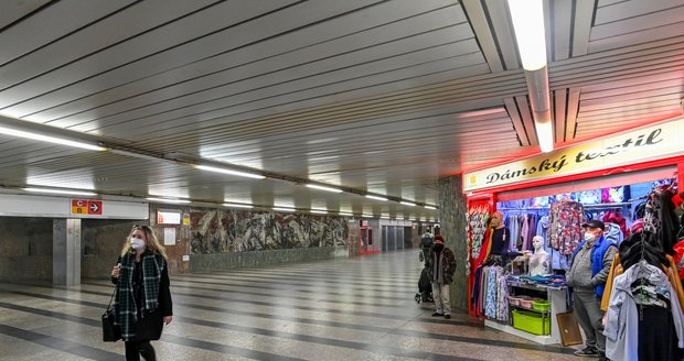 Dopravní podnik chystá opravu stanice metra Florenc. Nosníky, které drží stropní desku, jsou zkorodované
