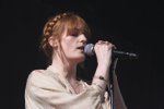 Další hvězdou příštího ročníku Colours of Ostrava se stane britská skupina Florence + The Machine.