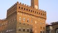 Budova radnice ve Florencii se jmenuje Palazzo Vecchio